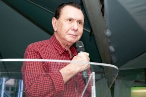 Carlos Bezerra (MDB)
