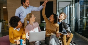 Empresas podem se cadastrar para testar a semana de 4 dias de trabalho