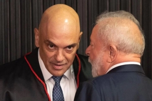 Gilmar, Moraes e Lewandowski vão a churrasco de Lula no Alvorada
