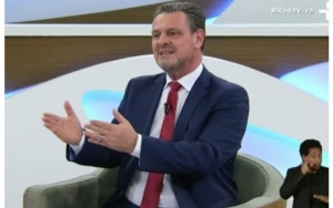 Favaro admite disputar Governo em 2026: “Estou com vigor físico&quot;