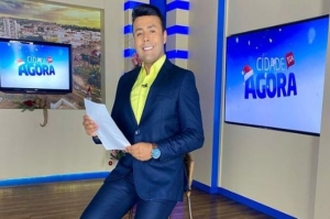 Apresentador Lucas Ferraz