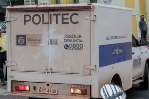 Mulher mata marido com facada no peito após briga por Aluguel