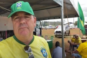 Carlos Capeletti