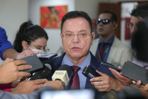 “Vamos responder o STF sobre a intervenção na Saúde de Cuiabá”, afirma deputado