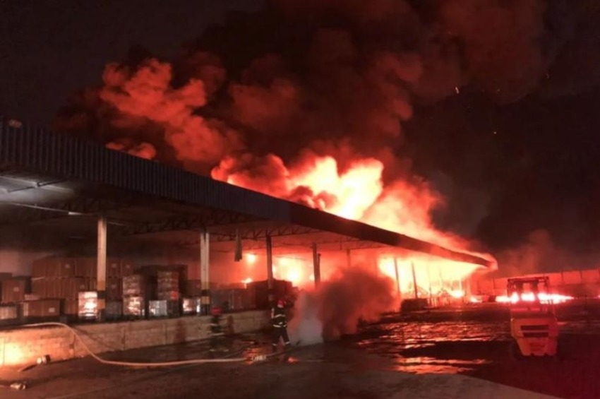 Em outubro de 2022 ocorreu incêndio nos armazéns da empresa