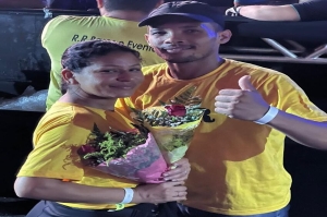 Rapaz pede a namorada em casamento no show de Gusttavo Lima: Os dois estavam trabalhando no bar