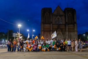 Integrantes do ato pelo fim da violência contra a mulher