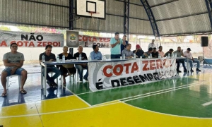 Pescadores pedem derrubada do projeto &quot;Transporte Zero&quot;
