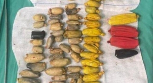Homem engole 120 pacotes com drogas, simula assalto e sobrevive