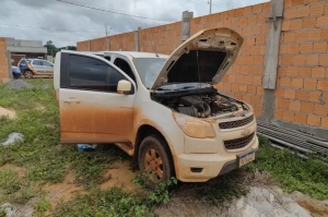 Carro usado pelos foragidos