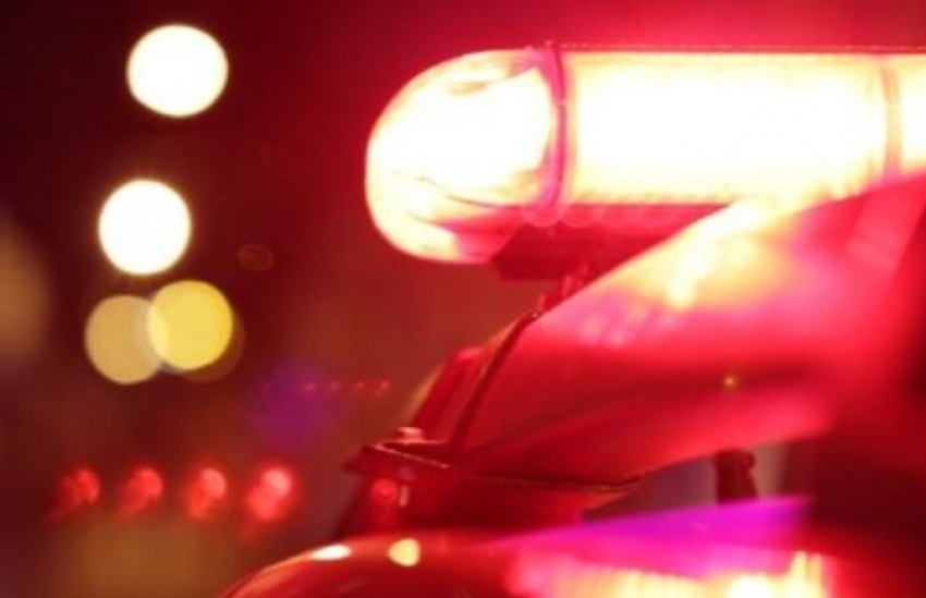 Homem agride e arrasta mulher pelo quintal em Cuiabá