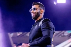 Gusttavo Lima dá bebida para segurança, que acaba demitido; veja vídeo