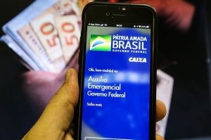 Polícia Federal desarticula quadrilha que desviou mais de 50 mi do Auxílio Emergencial