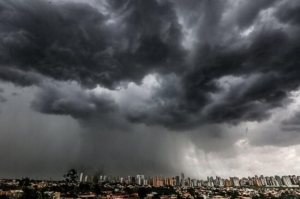 Alerta do INMET para 70 cidades de Mato Grosso