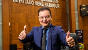 Conversas entre PSD e Botelho avançam; partido sonha com candidatura em Cuiabá