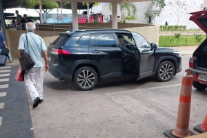 Eduardo Cunha usa carro de cota parlamentar da filha deputada federal