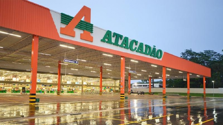 Atacadão é multado em R$ 70 mil por vender produtos com embalagens danificadas