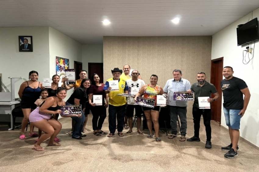 Prefeito Diego Taques e blocos carnavalescos