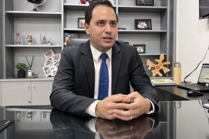 “O apoio de Emanuel mais vai atrapalhar que ajudar em 2024”
