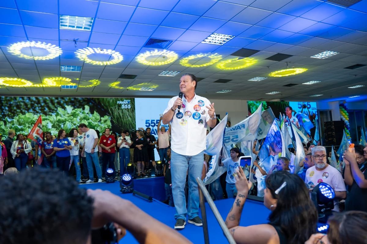 Fávaro reúne 5 mil pessoas em Cuiabá, agradece apoio e aposta em arrancada na reta final em MT