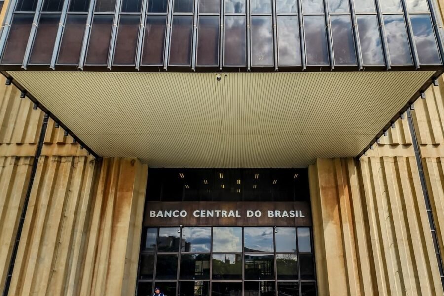 BC reduz projeção de crescimento da economia para 1,8%