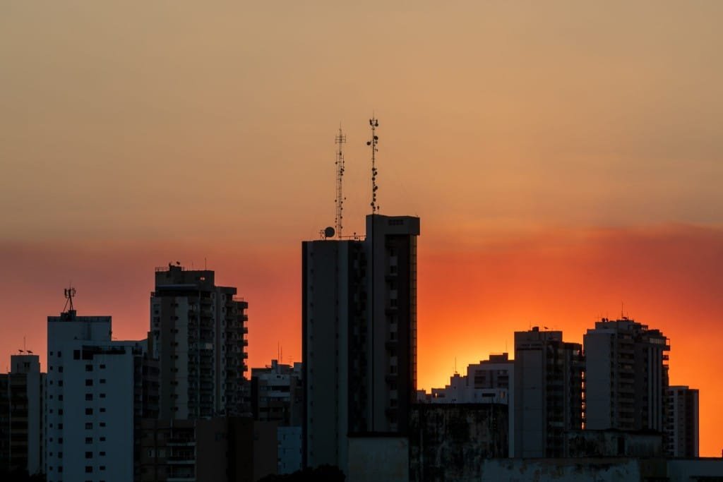 Semana começa com forte calor no Centro-Oeste e quatro cidades de MT devem passar de 40 graus