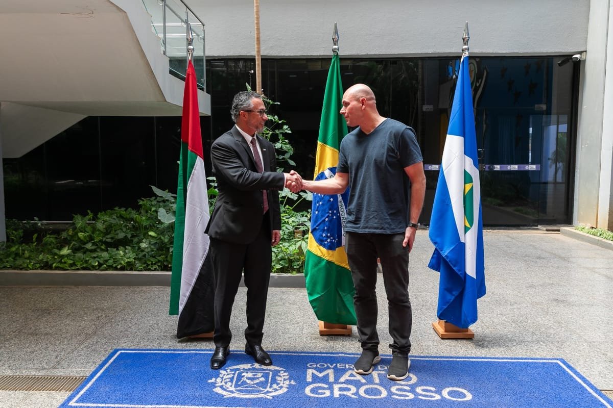 Abilio recebe embaixador e trata de turismo, segurança alimentar e novas parcerias