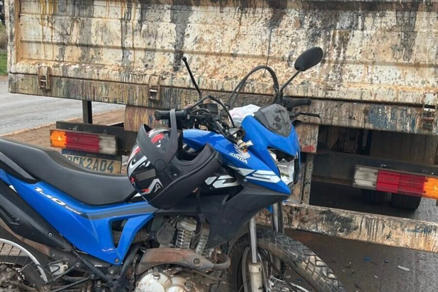 Motociclista fica gravemente ferido após colisão com caminhão em Lucas do Rio Verde
