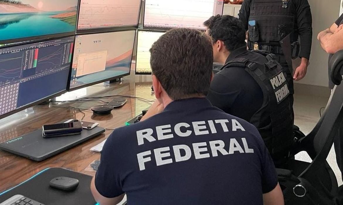 Operação mira lavagem de R$ 11 bi no setor de combustíveis