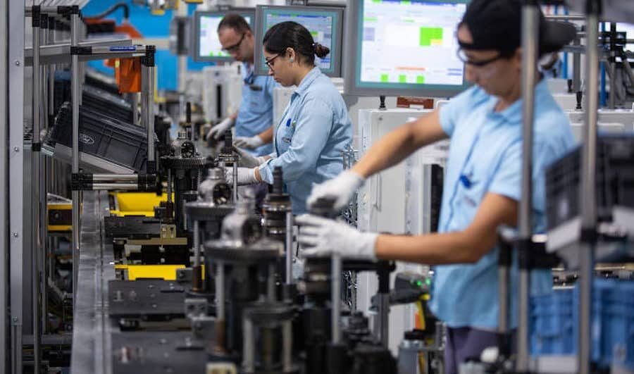 Sorriso: indústrias, comércio e serviços contratam 71 para início imediato