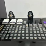 Força Tática prende casal com rádio na frequência da polícia e descobre droga em árvore