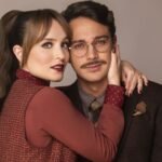 Larissa Manoela celebra sucesso de peça e se declara a André Luiz Frambach: ‘Lotou’