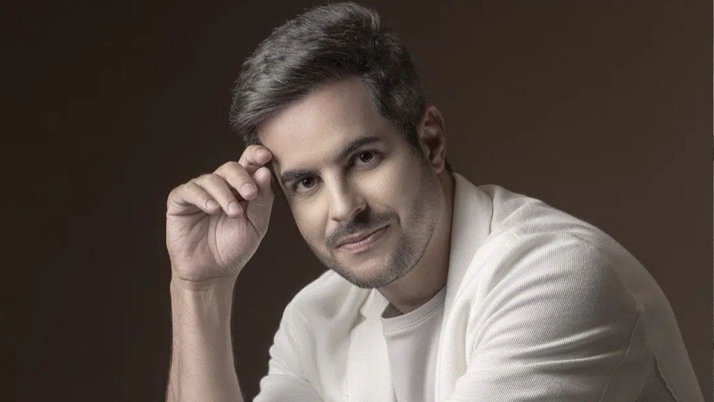 Kaká Diniz mostra transformação física após mudança radical de hábitos