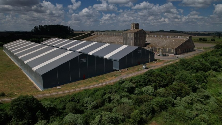 Do fertilizante ao caminhão: a infraestrutura silenciosa que conecta a economia brasileira