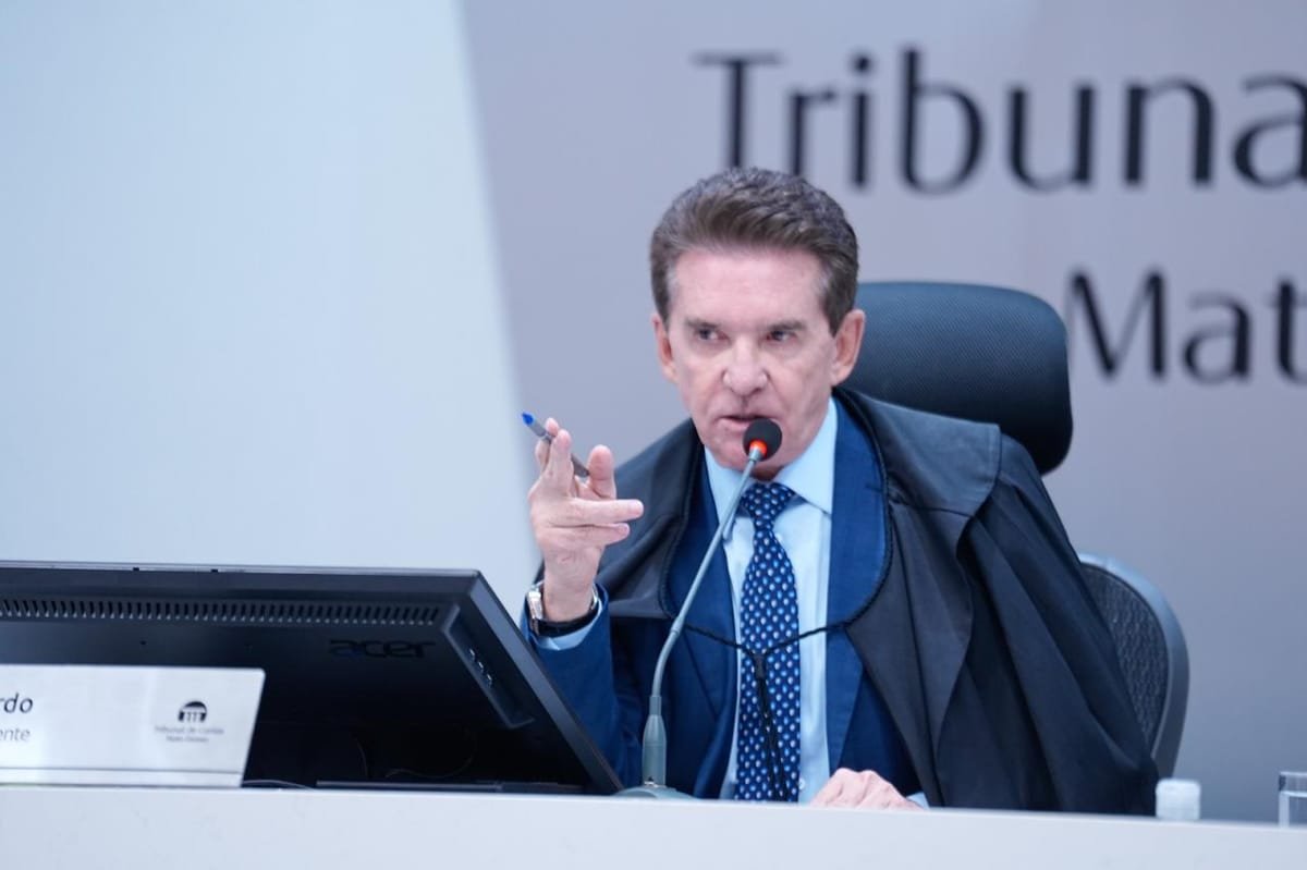 Presidente do TCE credencia Escola Superior de Contas como Escola de Governo