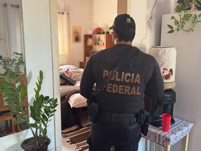 PF combate esquema em MT de migração irregular para os Estados Unidos e bloquea R$ 1 milhão