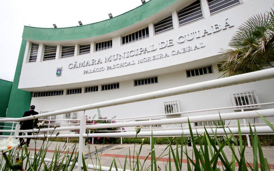 Concurso da Câmara de Cuiabá terá remuneração de até R$ 14,1 mil