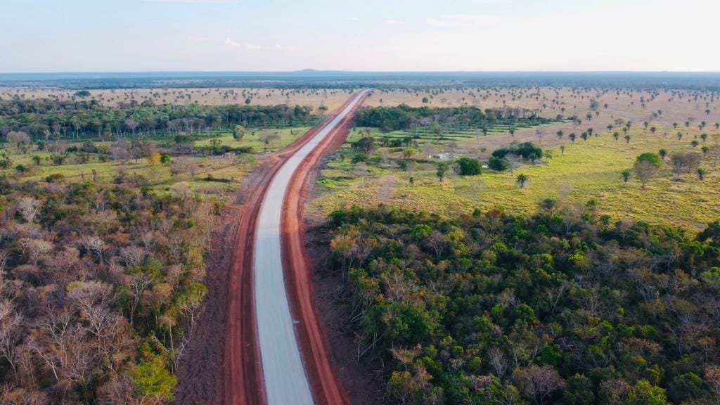 Obras para asfaltar rodovia de R$ 112,5 milhões avançam em direção a Bolívia