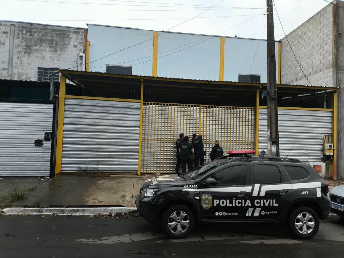PC cumpre mandados em MT contra esquema de desmanche de veículos que girou R$ 15 mi