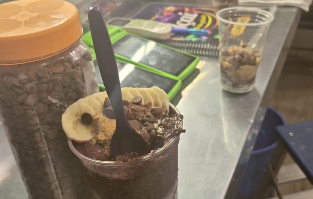 Adolescentes são apreendidos enquanto comiam açaí em quiosque invadido em Mato Grosso