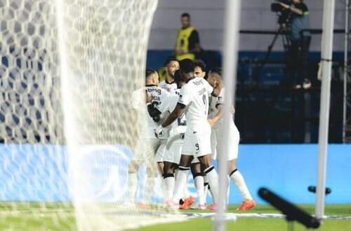 Atlético-MG perde para o Montevideo mas vai à final da Sul-Americana contra o Boca Juniors