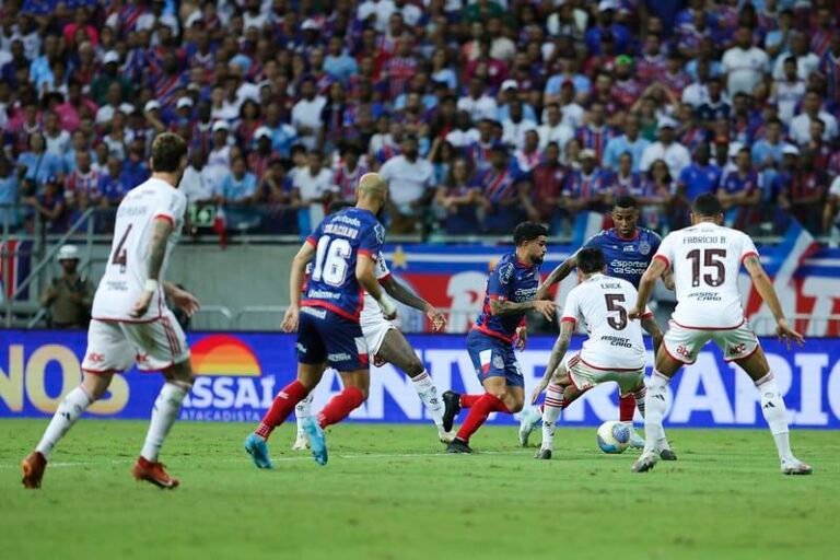 Bahia vence São Paulo e cola no G5 no Brasileirão