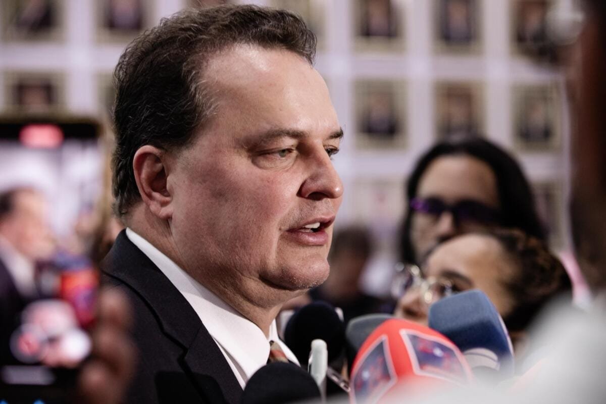 Max nega negociação por cargos e diz que Podemos apoiará Pivetta na Assembleia