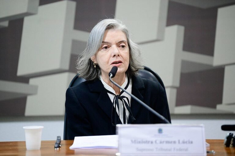 Cármen Lúcia retoma agenda e confirma presença em evento da UFMT
