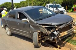 Colisão entre carro e carreta deixa BR-163 interditada em Sorriso