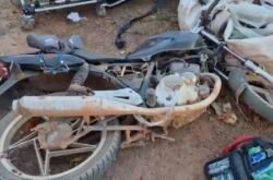 Condutor tem suspeita de fratura após colisão de carro e moto em bairro de Sinop