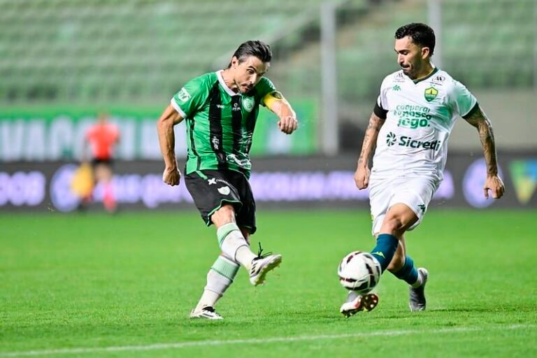 Cuiabá perde para o já rebaixado América e se complica na briga por vaga na Série A do Campeonato Brasileiro