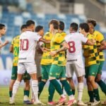 Cuiabá tem 5,6% de chance de ir aos playoffs da Série B, aponta UFMG
