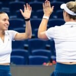 Luisa Stefani elimina campeãs olímpicas e vai à semi em Pequim