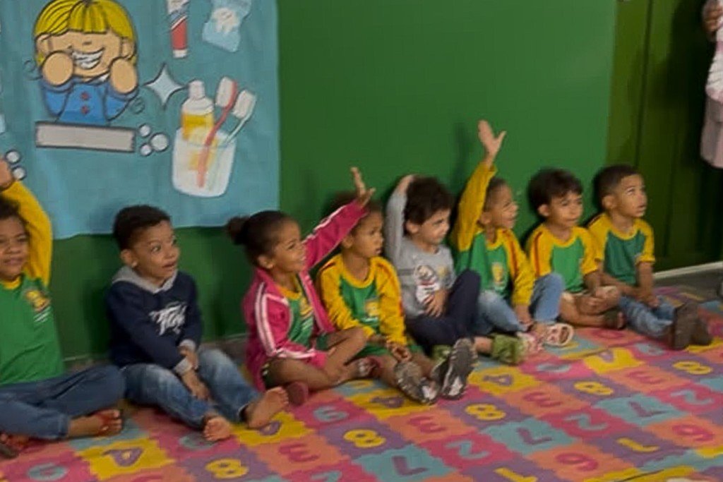 CMEI Miguelina promove ação educativa sobre higiene bucal para crianças